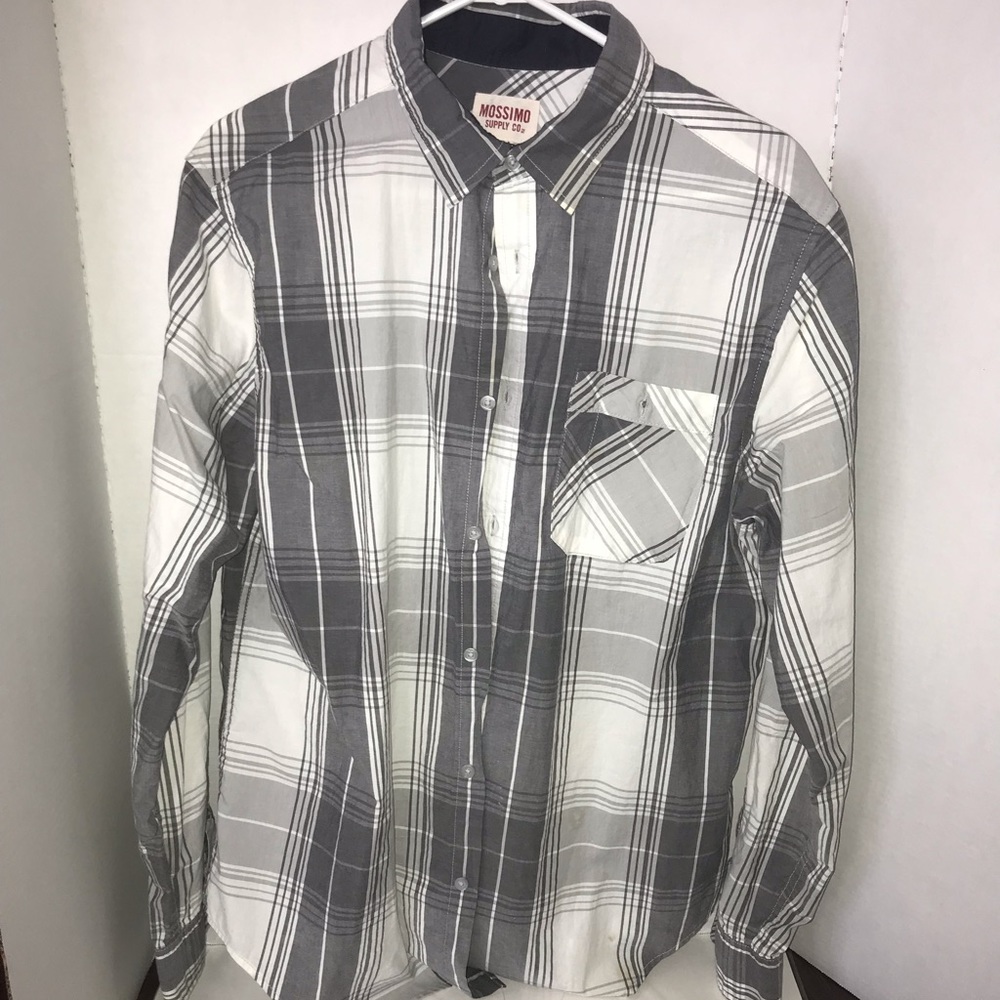 Mossimo button down, size large